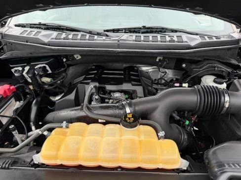 Used 2018 Ford F150 XLT w/ Equipment Group 302A Luxury image 10