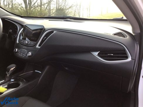 Used 2023 Chevrolet Malibu LT image 25