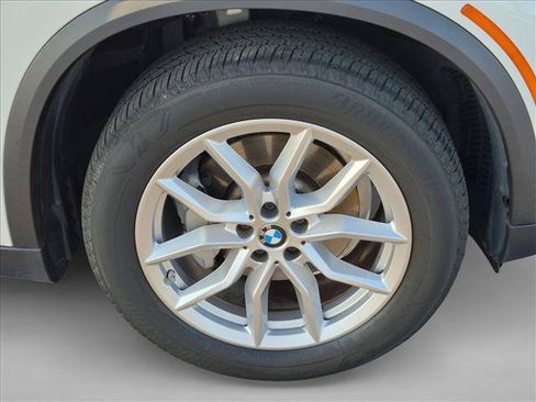 Used 2022 BMW X5 sDrive40i RWD image 22