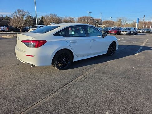 Used 2023 Honda Civic Sport image 7