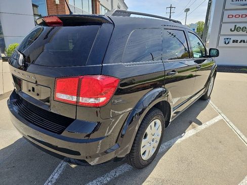 Used 2018 Dodge Journey SE AWD/4WD image 13
