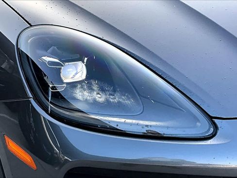 Used 2020 Porsche Cayenne image 29