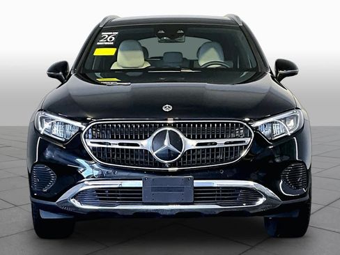 Used 2026 Mercedes-Benz GLC 300 4MATIC image 4