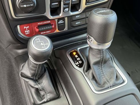 New 2026 Jeep Gladiator Willys AWD/4WD image 7