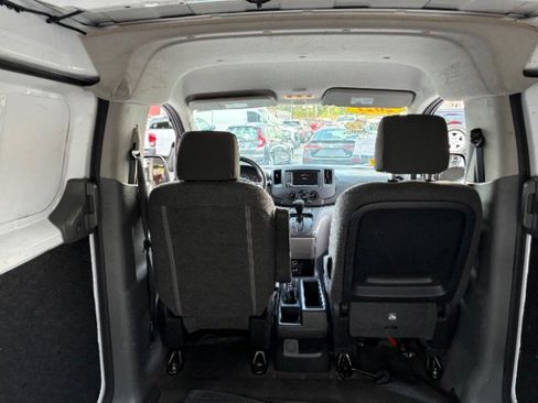 Used 2021 Nissan NV200 S image 10