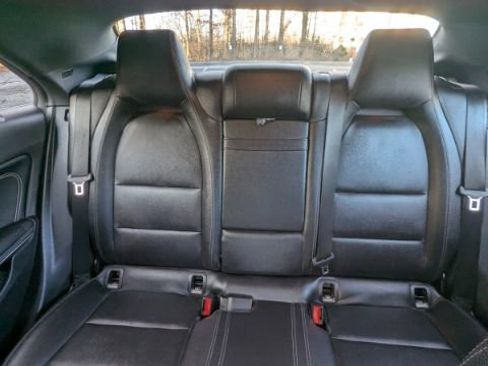 Used 2018 Mercedes-Benz CLA 250 4MATIC image 22
