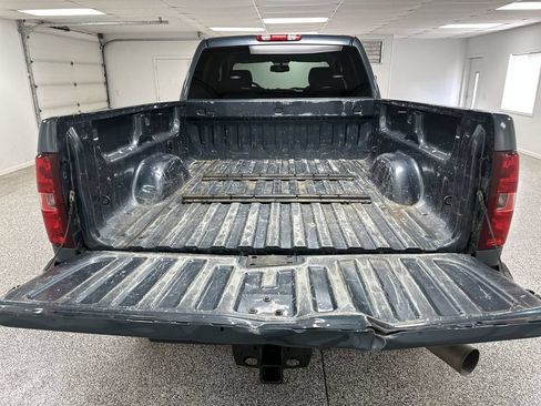 Used 2014 Chevrolet Silverado 2500 LT w/ Interior Plus Package AWD/4WD image 26