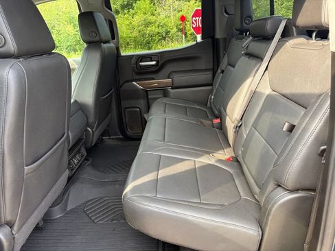 Used 2021 Chevrolet Silverado 1500 LT w/ Convenience Package II AWD/4WD image 46