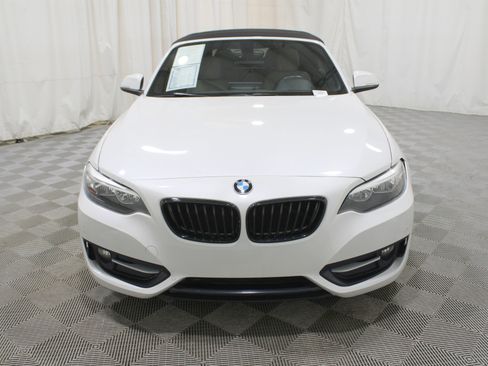 Used 2017 BMW 230i Convertible image 36
