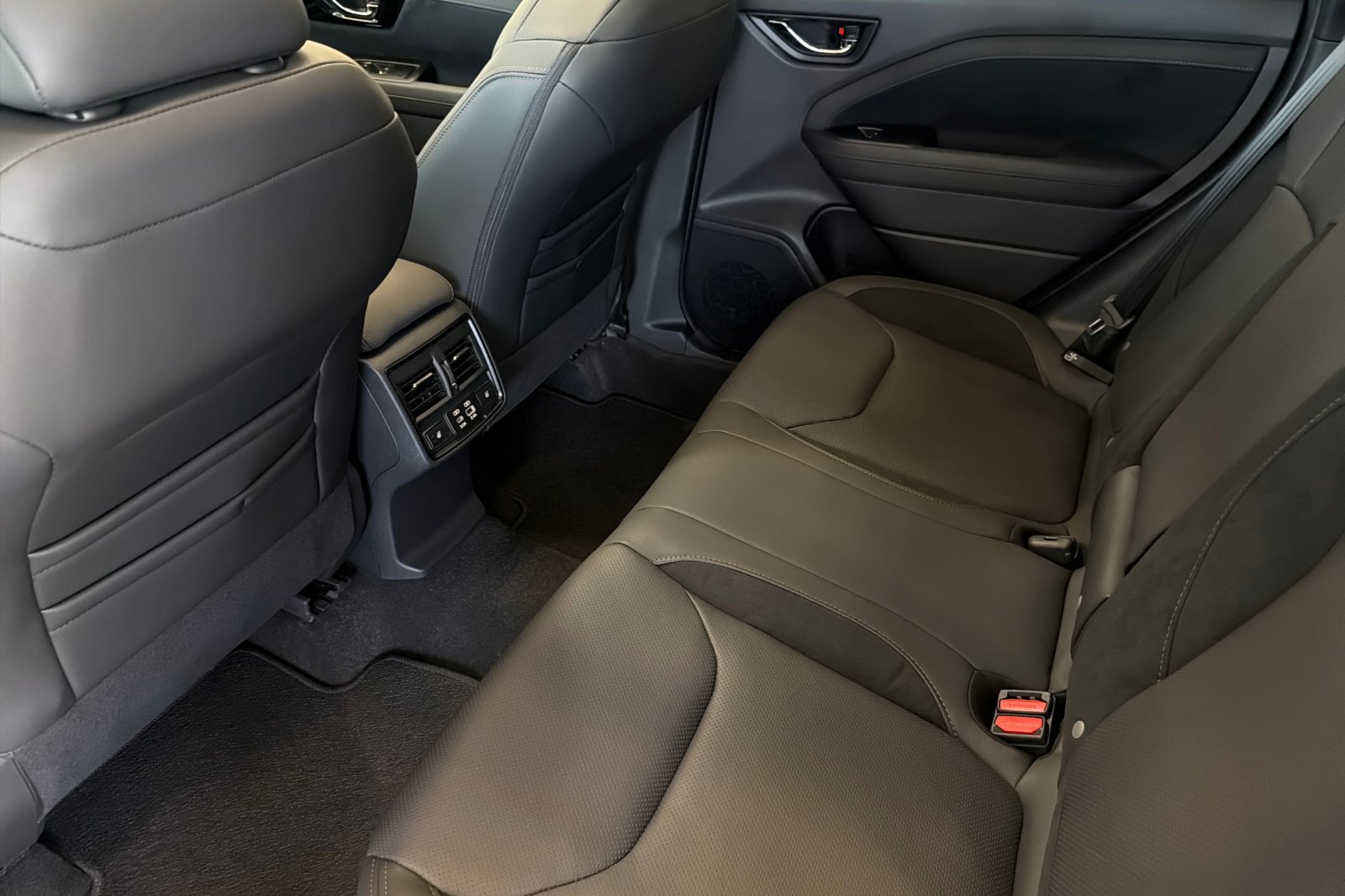 New 2026 Subaru Forester Touring AWD/4WD image 11