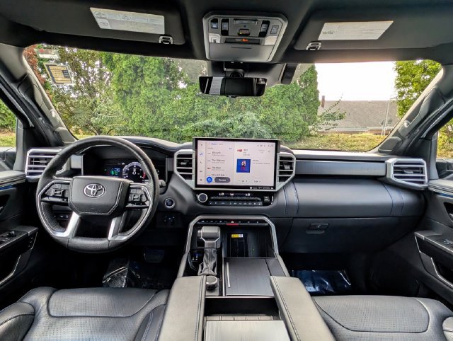 Used 2023 Toyota Tundra Platinum AWD/4WD image 14