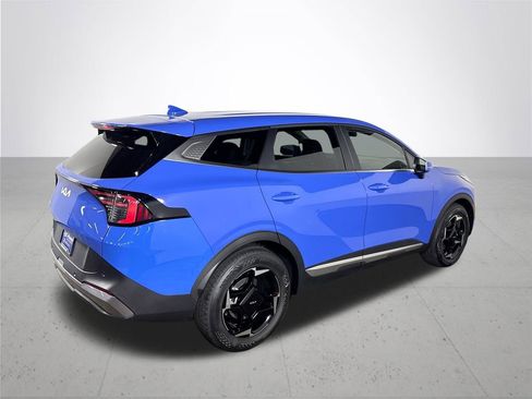 New 2026 Kia Sportage EX FWD image 6