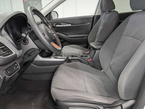 Certified 2023 Kia Seltos LX AWD/4WD image 4