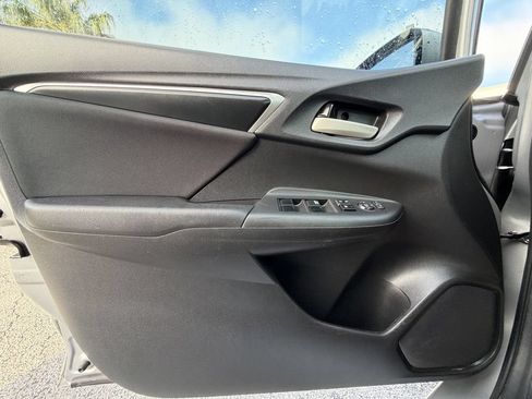 Used 2016 Honda Fit LX image 19