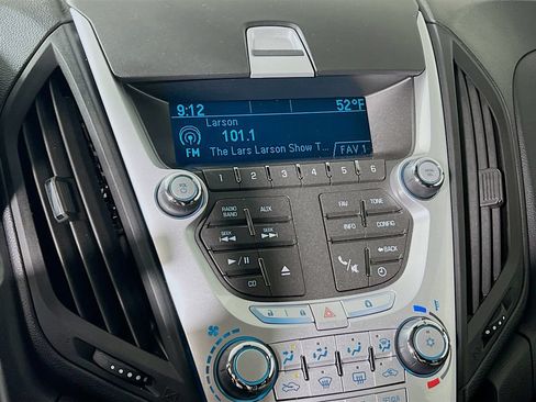 Used 2011 Chevrolet Equinox LT w/ Driver Convenience Package FWD image 13