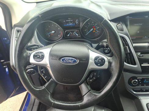 Used 2013 Ford Focus Titanium w/ Titanium Handling Pkg FWD image 5