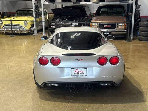 Used 2007 Chevrolet Corvette Z06 w/ Preferred Equipment Group RWD image 6