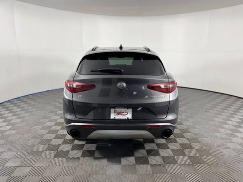 Used 2023 Alfa Romeo Stelvio Ti image 6
