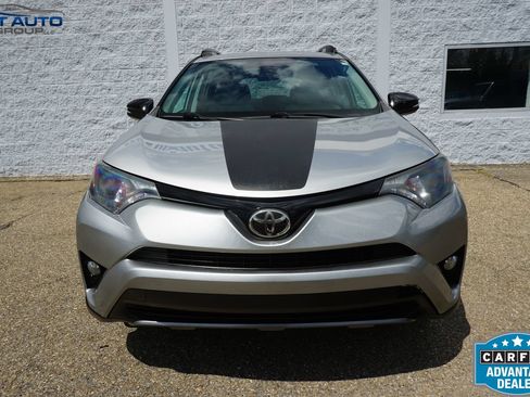 Used 2018 Toyota RAV4 Adventure AWD/4WD image 2