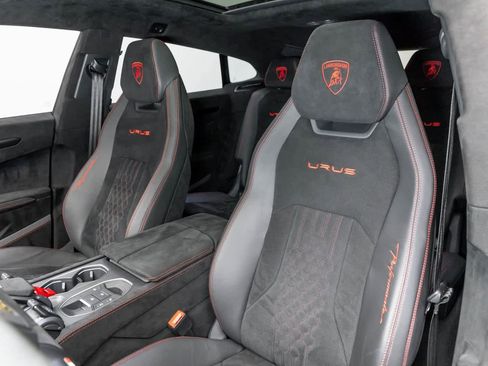 Used 2023 Lamborghini Urus Performante image 67
