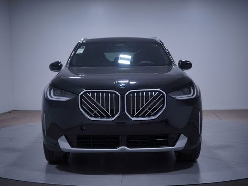 Used 2025 BMW X3 xDrive30 w/ Convenience Package AWD/4WD image 4