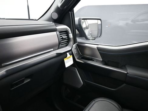 New 2025 Ford F150 Platinum w/ Equipment Group 702A High image 27