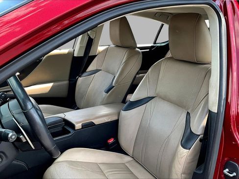 Used 2019 Lexus ES 350 w/ Accessory Package 2 FWD image 21