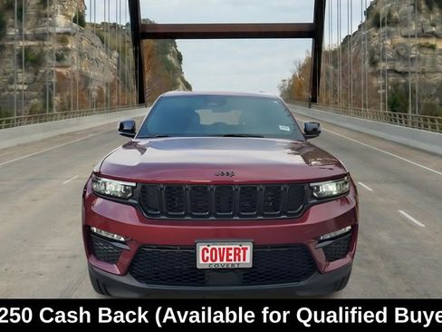 New 2025 Jeep Grand Cherokee Limited w/ Black Appearance Package RWD image 2