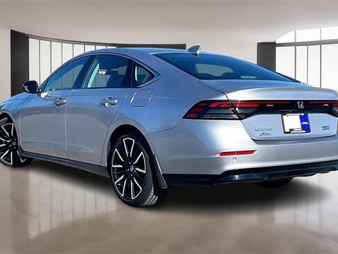 Certified 2025 Honda Accord Touring image 4