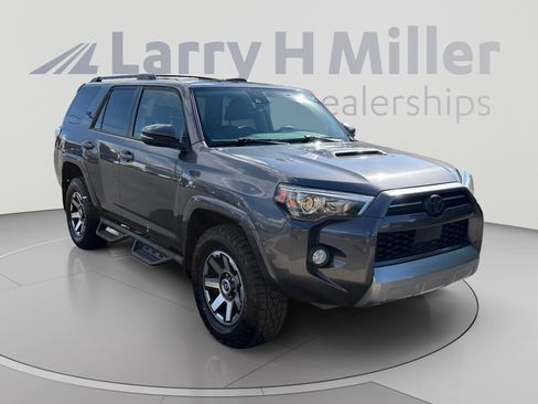 Used 2020 Toyota 4Runner TRD Off-Road Premium AWD/4WD image 7