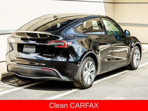 Used 2022 Tesla Model Y Long Range AWD/4WD image 8