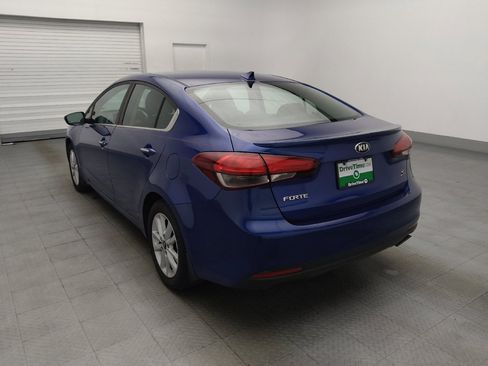 Used 2017 Kia Forte S w/ S Technology Package FWD image 5