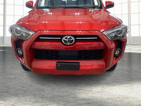 Used 2024 Toyota 4Runner SR5 image 20