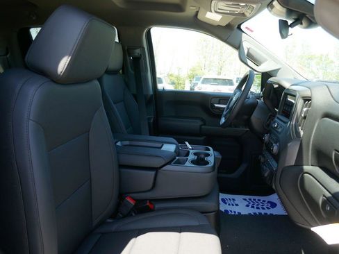 New 2026 Chevrolet Silverado 1500 W/T AWD/4WD image 9