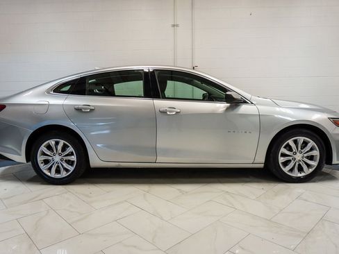Used 2020 Chevrolet Malibu LT image 34