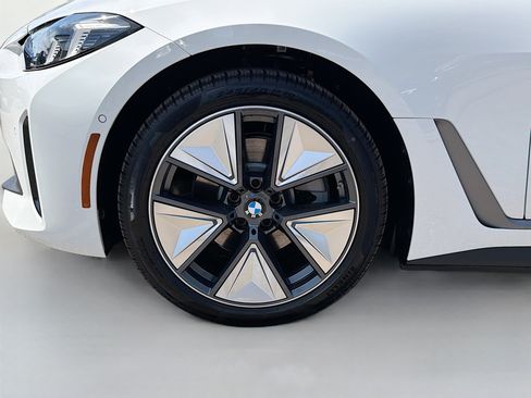 New 2026 BMW i4 eDrive40 w/ Parking Assistance Package image 42