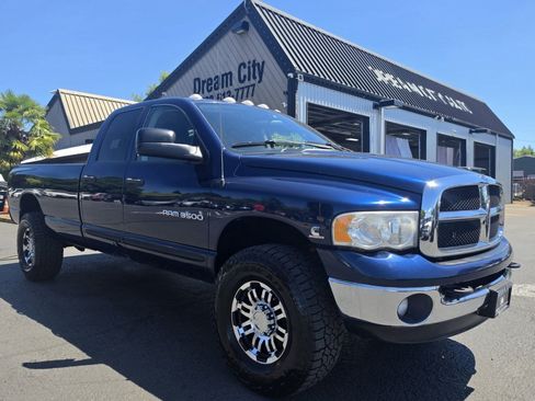 Used 2004 Dodge Ram 3500 Truck ST w/ Trailer Tow Group AWD/4WD image 2