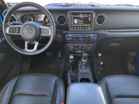 Used 2022 Jeep Wrangler Unlimited Sahara w/ Cold Weather Group image 14