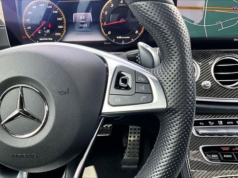 Used 2018 Mercedes-Benz E 63 AMG S image 25