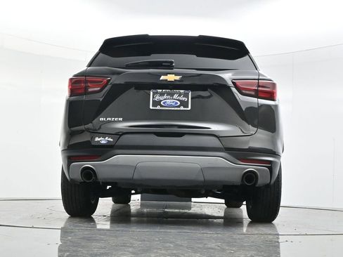 Used 2025 Chevrolet Blazer LT FWD image 49
