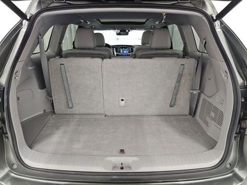 Used 2017 Toyota Highlander Limited Platinum image 35