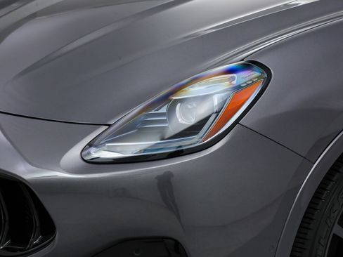 Certified 2023 Maserati Grecale Modena AWD/4WD image 9