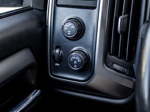 Used 2016 Chevrolet Silverado 1500 LT w/ All Star Edition image 32