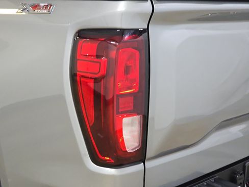 Used 2023 GMC Sierra 1500 Elevation AWD/4WD image 29