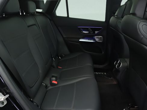 Certified 2025 Mercedes-Benz GLC 300 4MATIC image 29