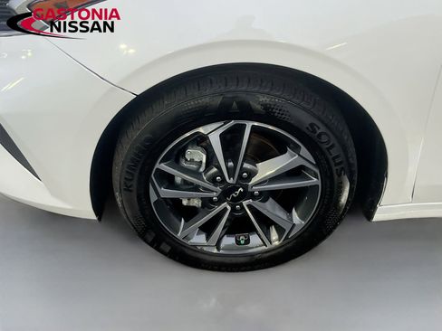 Used 2024 Kia Forte LXS w/ LXS Technology Package image 37