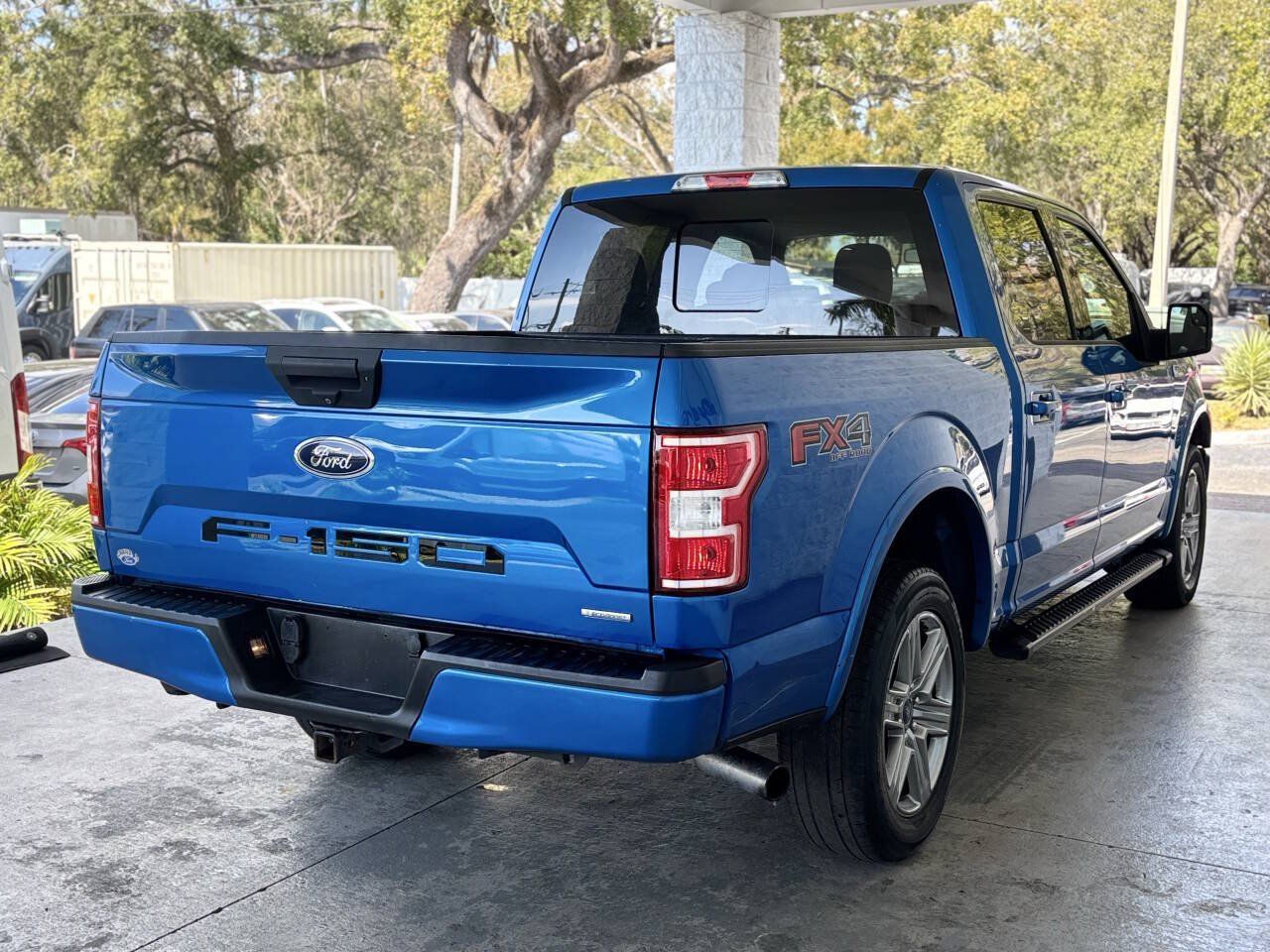 Used 2019 Ford F150 XLT w/ Equipment Group 302A Luxury AWD/4WD image 9