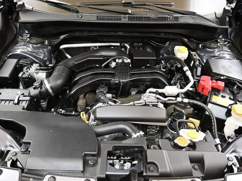 Certified 2025 Subaru Forester Premium AWD/4WD image 9