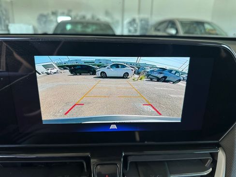 Used 2025 Chevrolet TrailBlazer LT image 17