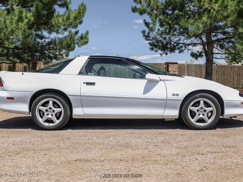 Used 1996 Chevrolet Camaro Z28 RWD image 9